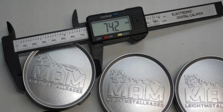 FIAT DEKIELKI DEKLE DO FELG DEZENT AEZ MAM CARMANI S62, RIAL N12, 75mm/71mm 4szt.