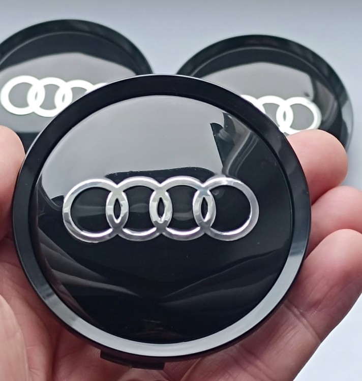 AUDI DEKIELKI ZNACZKI DEKLE MAM CARMANI S62 RIAL N12 75mm/70mm