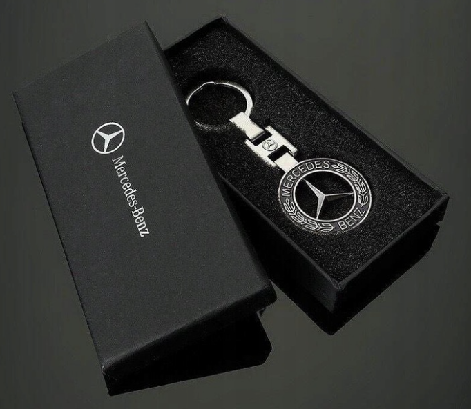 MERCEDES BENZ BRELOK BRELOCZEK DO KLUCZY NA PREZENT PUDEŁKO ŚWIĘTA