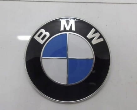 BMW E34 E36 E39 E46 E60 E90 F10 F30 EMBLEMAT ZNACZEK LOGO NA KLAPE TYŁ 74mm