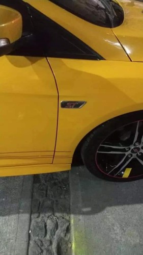 FORD ST EMBLEMAT ZNACZEK LOGO NAKLEJKA NA KLAPE BŁOTNIK