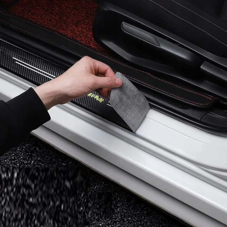 MAZDA NAKLEJKI NA PROGI Z WŁÓKNA WĘGLOWEGO FOLIA OCHRONNA DO SAMOCHODU 4szt.