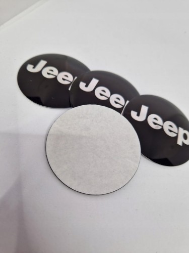 JEEP NAKLEJKI 56mm ZNACZKI EMBLEMATY LOGO ALUMINIOWE NA DEKIELKI 4szt.